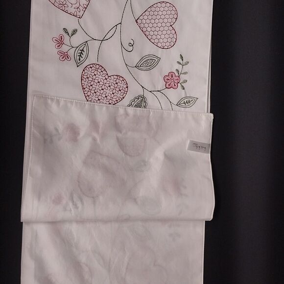 Nicole Miller Home Table Runner 72” X 14” Red White Pink Hearts NWT